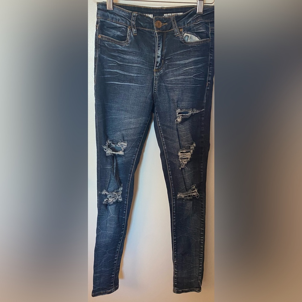 MIAMI…WOMENS Distressed Blue Jeans - Picture 8 of 16